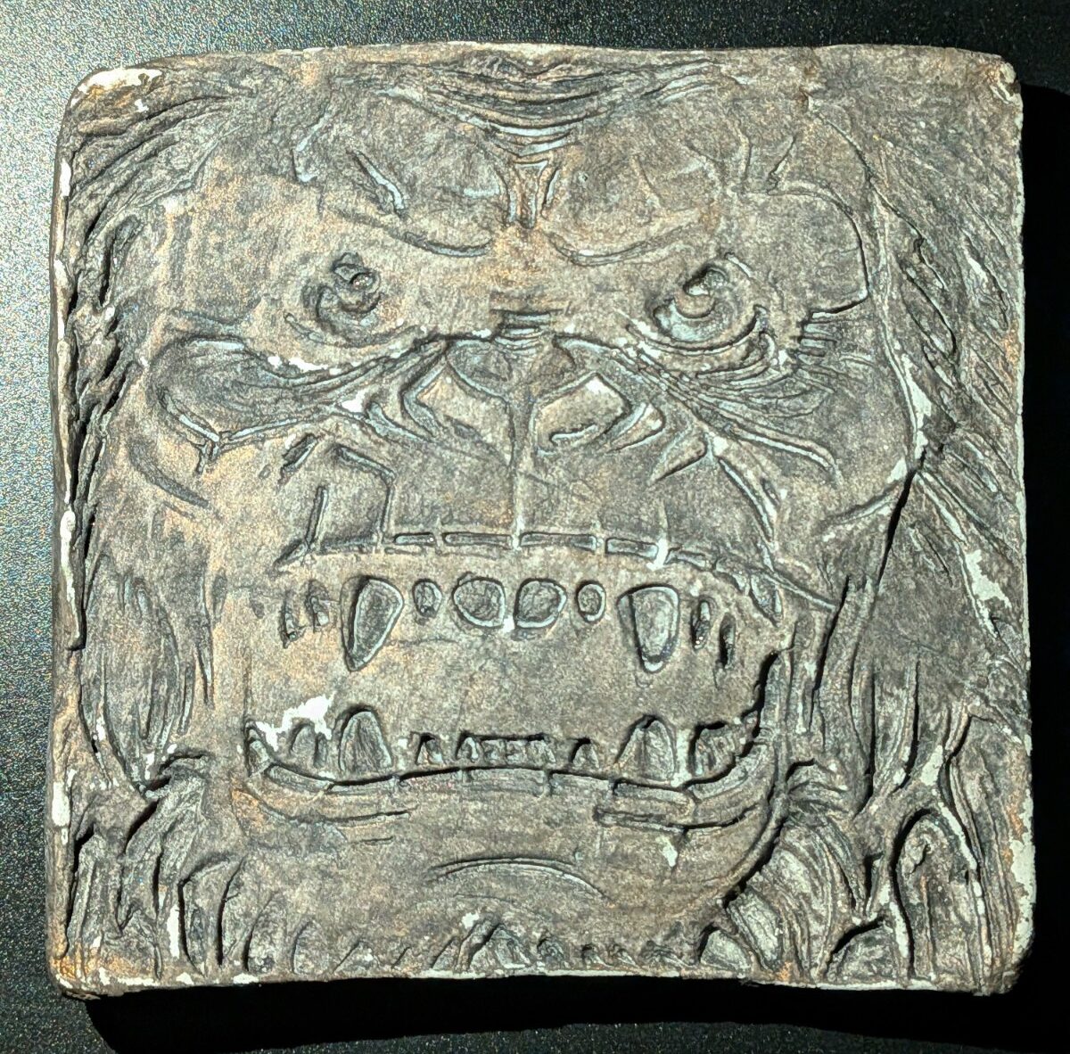 HIBAGON Clay Relief - Handmade Japanese Folklore Sculpture, Dark Copper, 10x10cm