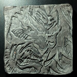 RYUJIN Clay Relief - Handmade Japanese Dragon Sculpture, Grey, 10x10cm