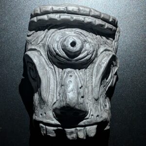 BASIN GHOST Clay Demon Mask – Handmade Yokai Sculpture, Dark Grey