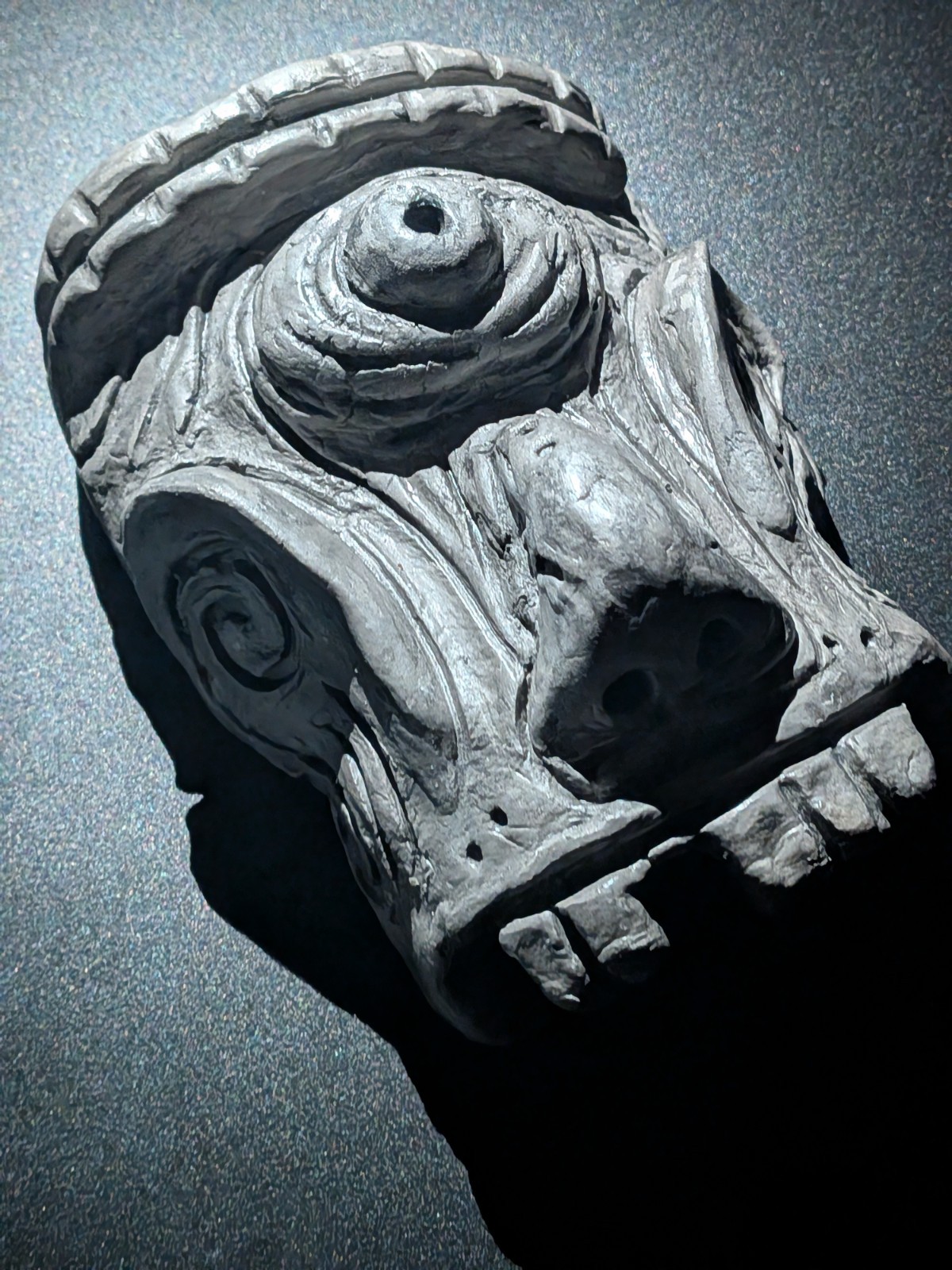 BASIN GHOST Clay Demon Mask – Handmade Yokai Sculpture, Dark Grey - Image 4