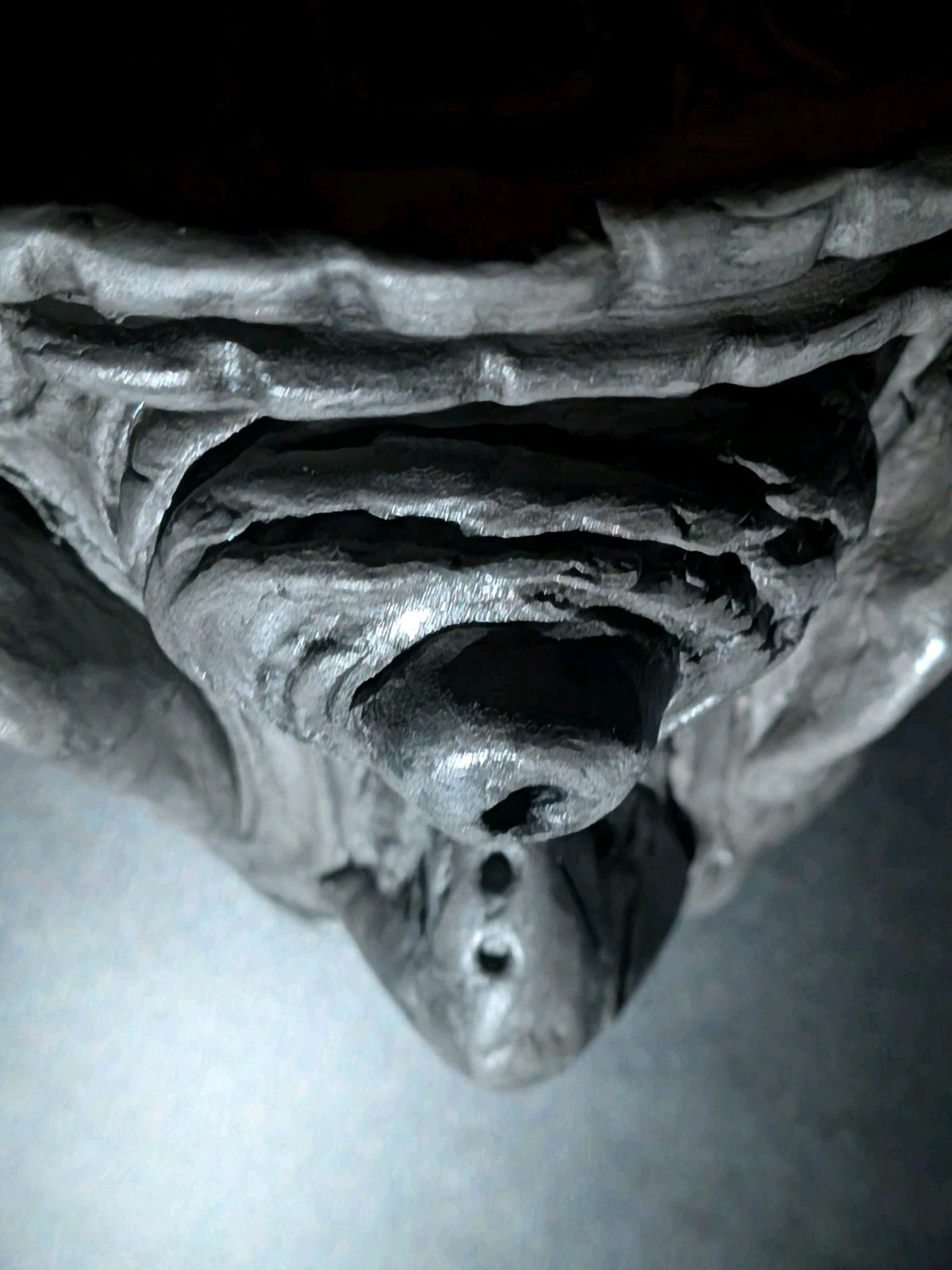 BASIN GHOST Clay Demon Mask – Handmade Yokai Sculpture, Dark Grey - Image 14