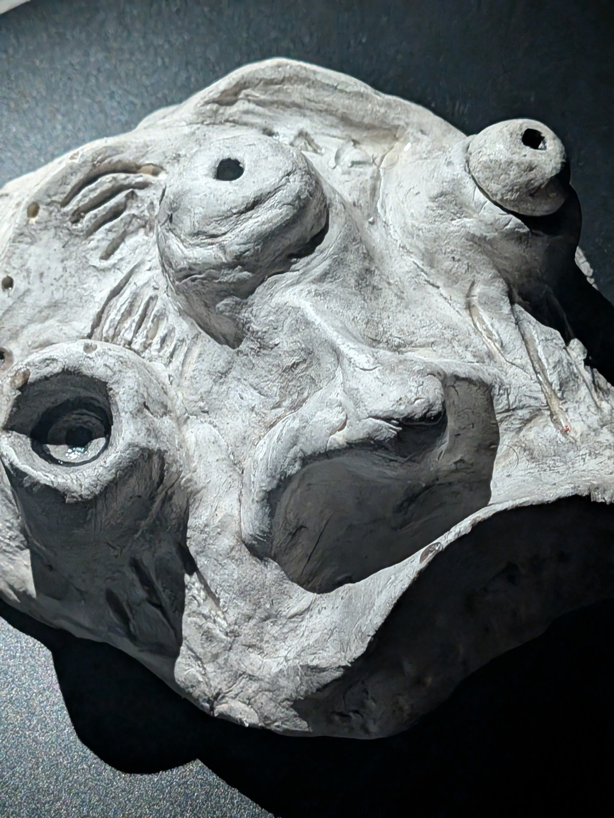 IWA-ZURA Clay Demon Mask - Handmade Yokai Sculpture, White - Image 4