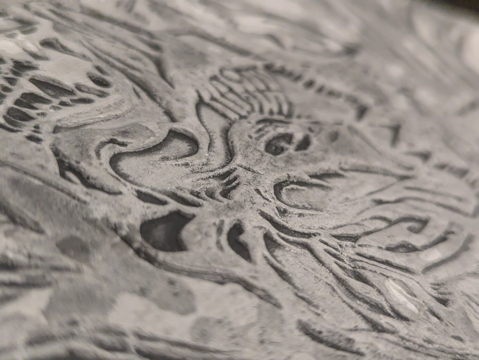 ONI YOKAI Clay Relief - Handmade Japanese Demon Sculpture, 20x20cm - Image 5