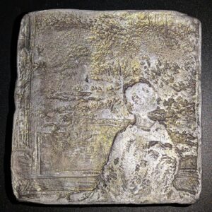 YUREI Clay Relief - Handmade Japanese Ghost Sculpture, Silver/Gold, 10x10cm