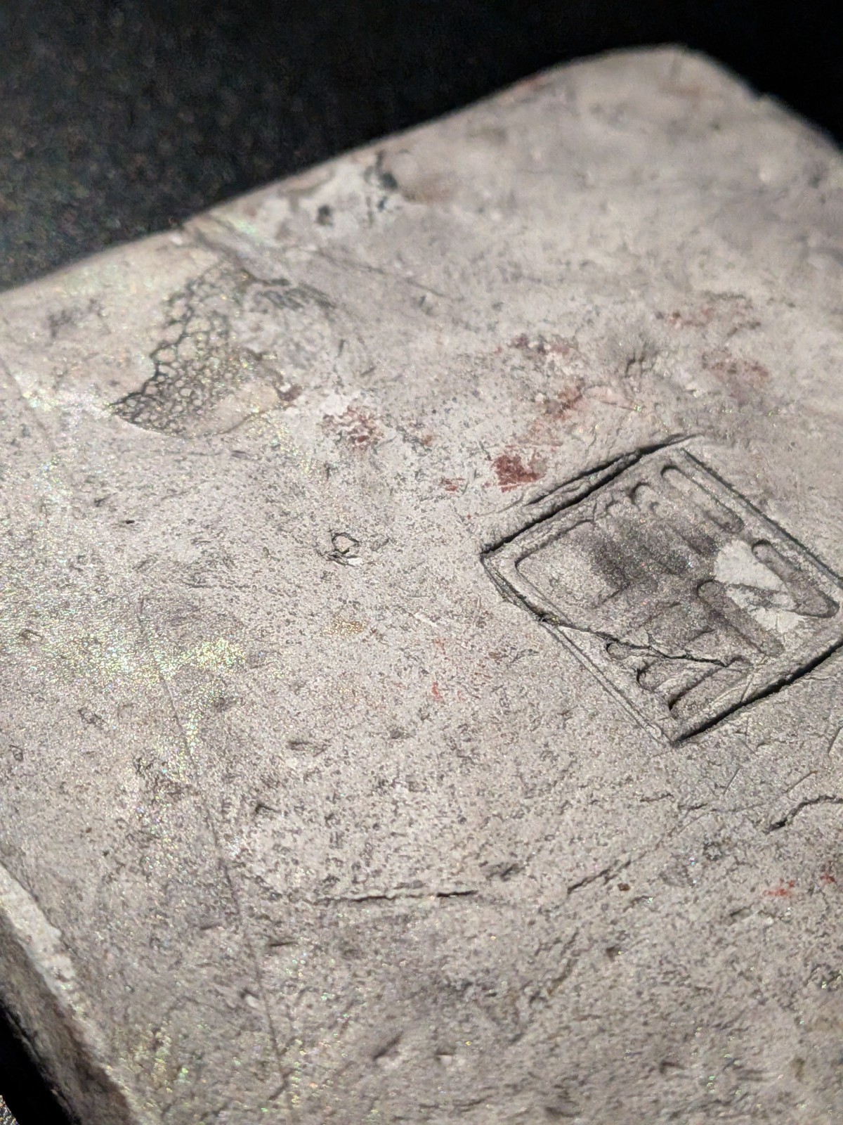 YUREI Clay Relief - Handmade Japanese Ghost Sculpture, Silver/Gold, 10x10cm - Image 12