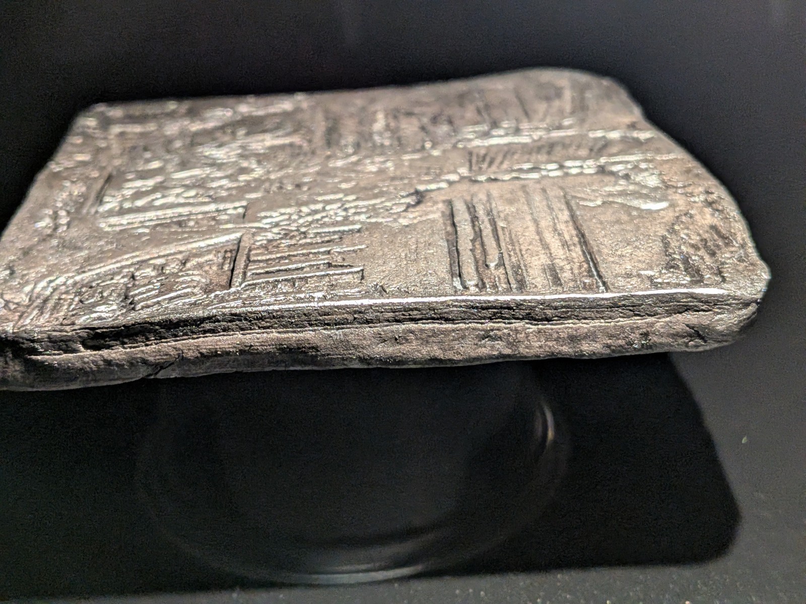 Clay Wall Relief Waterfall Through Cityscape, Japanese Cyberpunk Art Tile, Silver Finish, 10x10cm, Metro Falls - Image 22